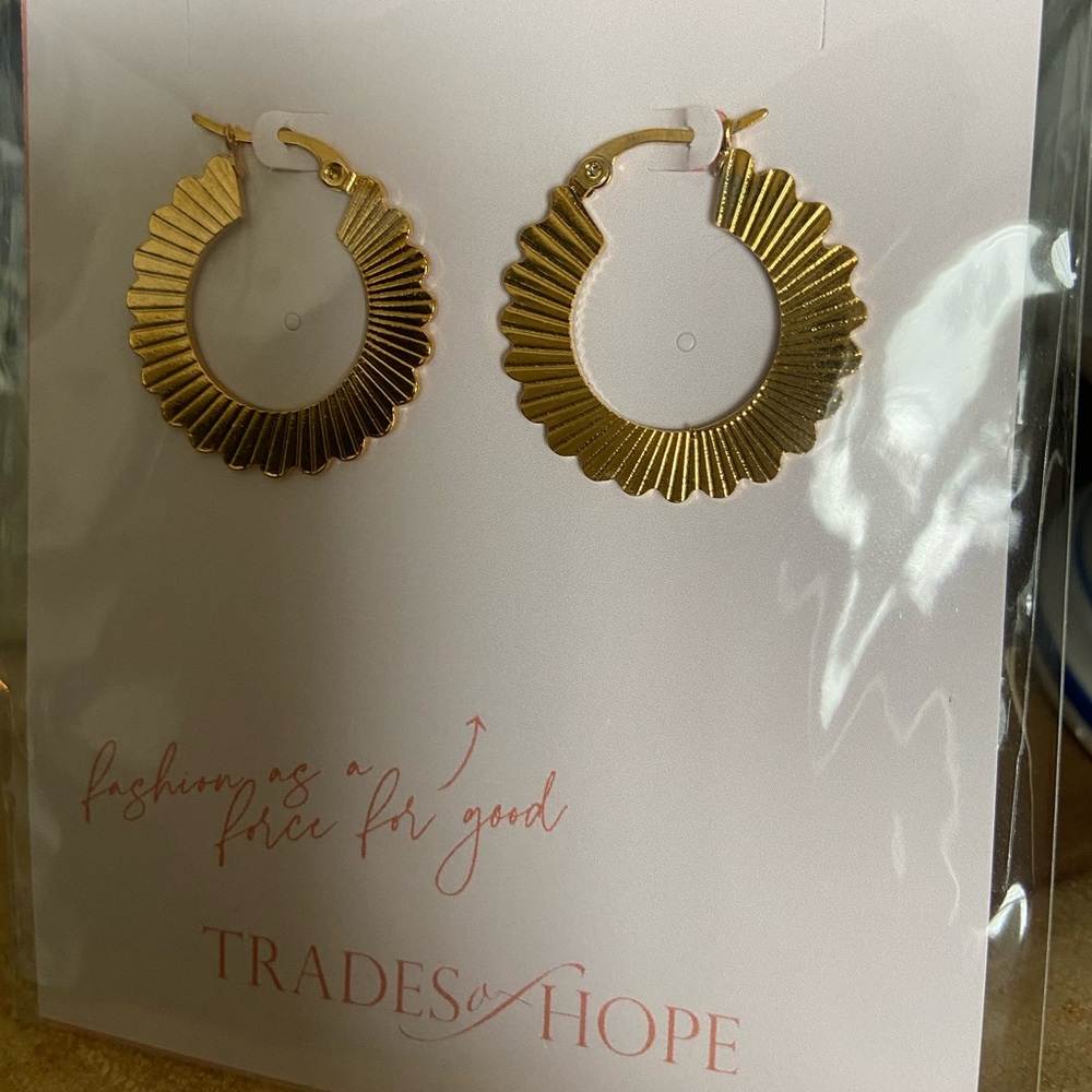Moxie Hoops